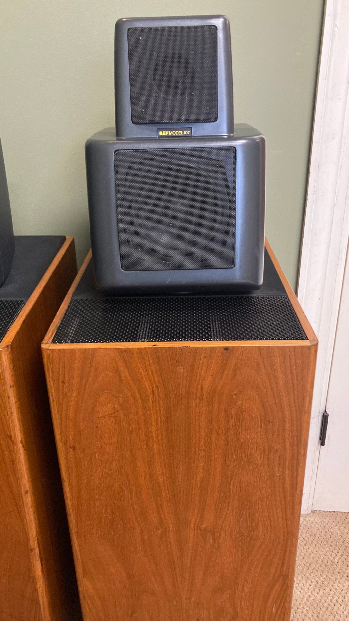 KEF Reference Model 107 Pre-Owned