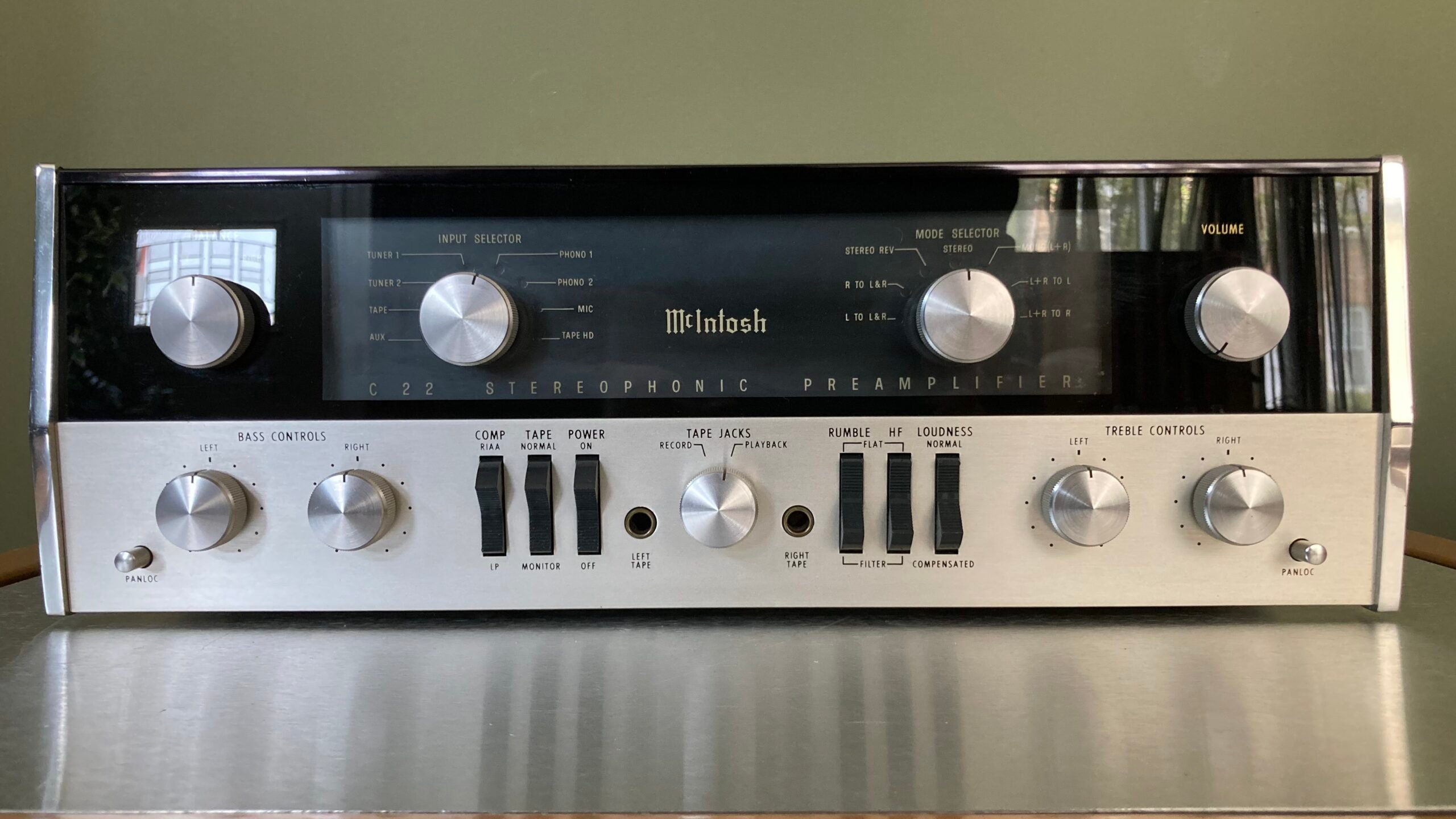 McIntosh C22 PRE-OWNED – Audio Connection